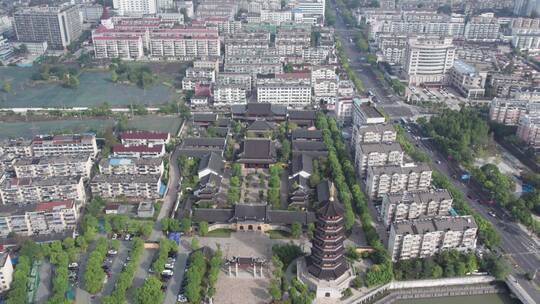 航拍江苏泰州城市建筑景观天际线