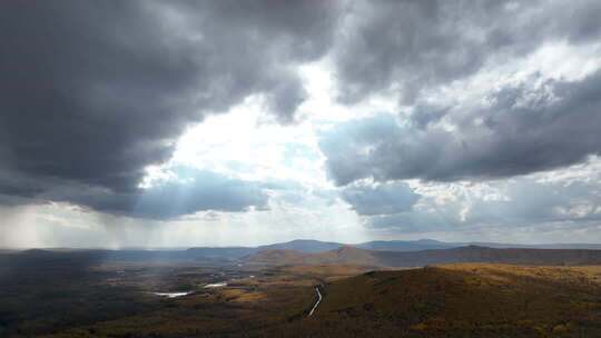 大兴安岭森林秋季风景航拍
