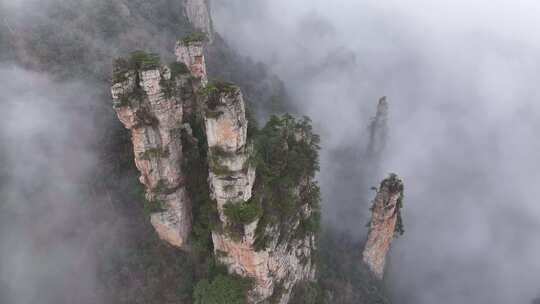 湖南张家界武陵源天子山云雾航拍自然风光