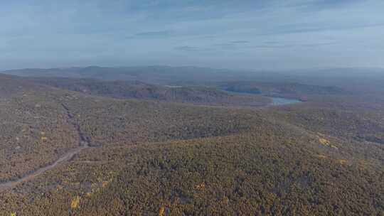 4K航拍内蒙古大兴安岭阿尔山天湖风景区