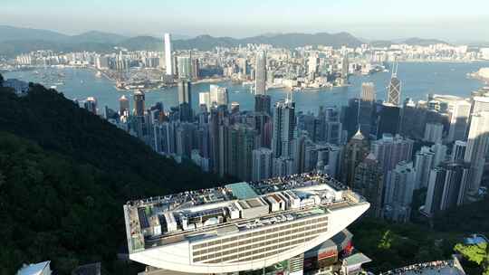 香港太平山航拍山顶公园凌霄阁香港城市风景