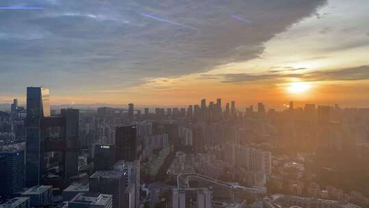 城市夕阳大楼云层