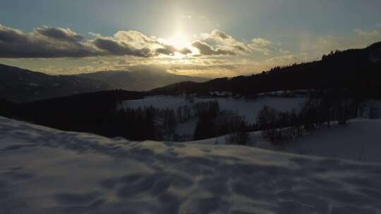 雪，山，房子，森林