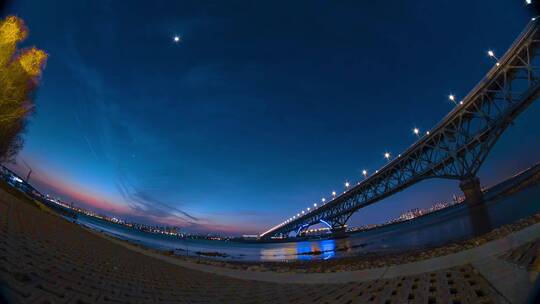 南京长江大桥江面夜景延时