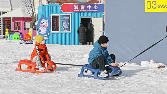 冰雪乐园游乐场 小孩滑车