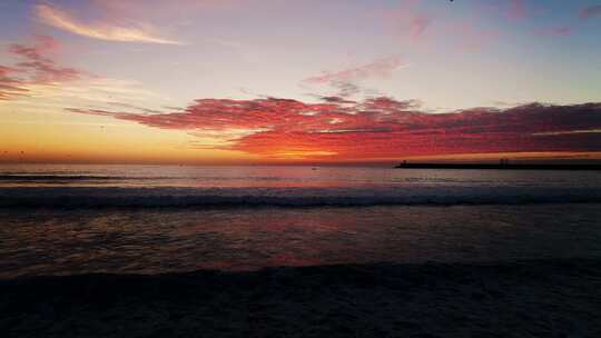 令人惊叹的海滩日落