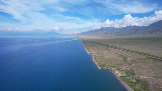 航拍新疆5A级旅游景区赛里木湖自然风光