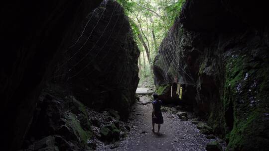 杭州宝石山景区蝙蝠洞