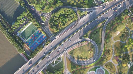 2022广州传祺公园立交桥转盘交通