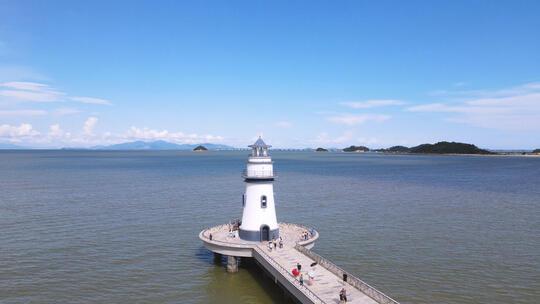 航拍广东珠海海景地标灯塔