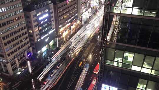 雨夜的江南