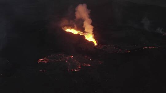 航拍活火山 岩浆喷发