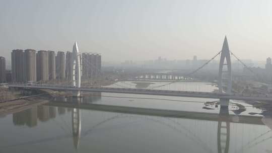 陕西西安航拍灞河元塑大桥河唯美高架桥地标