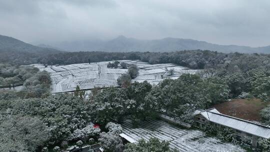 航拍西湖大雪