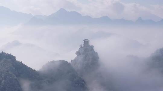 航拍雪后云海上雾中山顶寺庙秦岭南五台