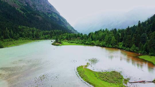 航拍川西莲花湖湿地风光