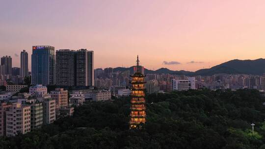 深圳龙华龙峰塔晚霞