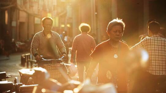电影感人文 烟火气 清晨 市井 老街 城中村