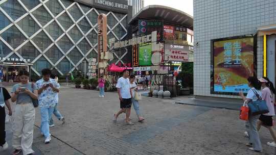郑州百年德化德化步行街二七广场二七塔