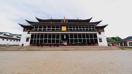 郎木寺建筑外景