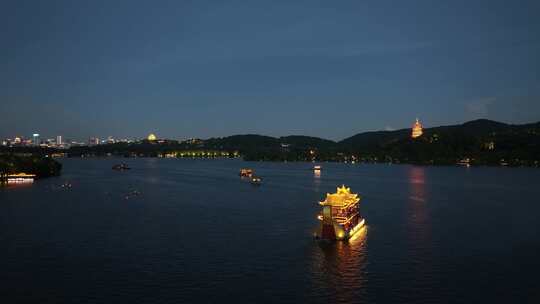 杭州西湖雷峰塔游船夜景航拍