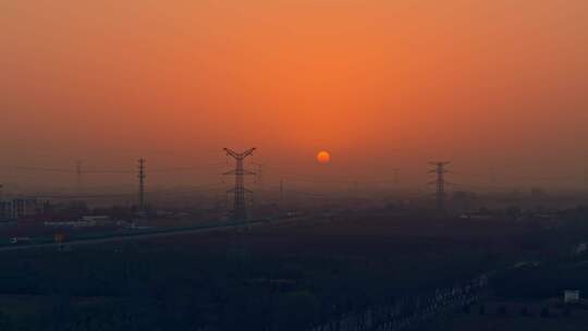 夕阳电力高压线