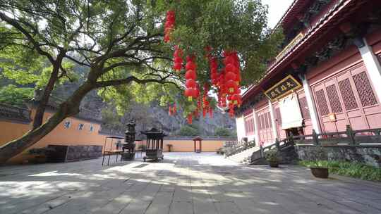 新昌大佛寺大雄宝殿