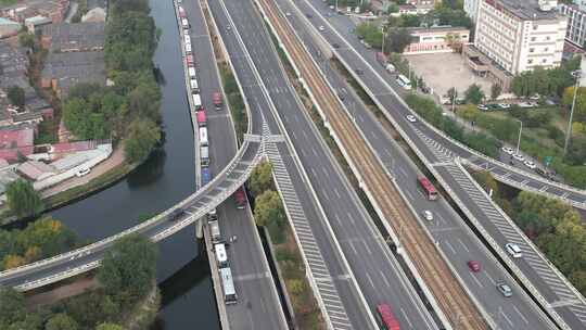 天津城市街道立交高架交通行驶路况