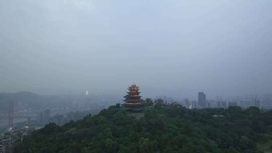 重庆鸿恩寺航拍阴天鸿恩寺森林公园城市风光