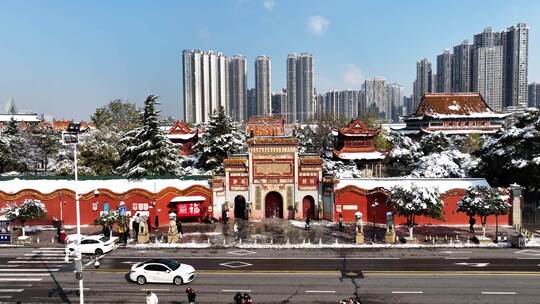 长沙地标建筑雪景开福寺雪景