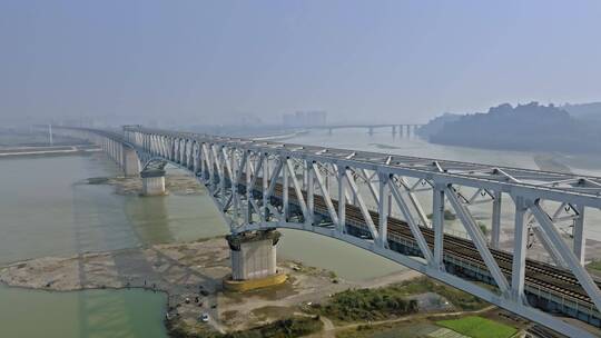 高清航拍乐山城市建设桥高铁动车自然风光