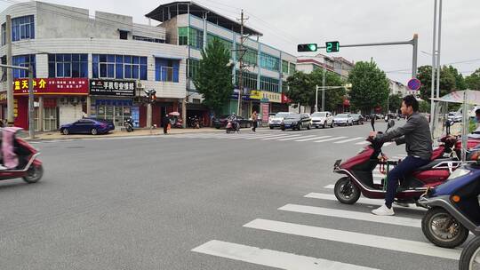 城市街头景象实拍