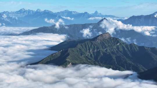 牛背山右手山谷云海延时经典