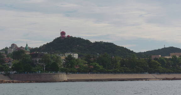 青岛栈桥沿海日出火烧云