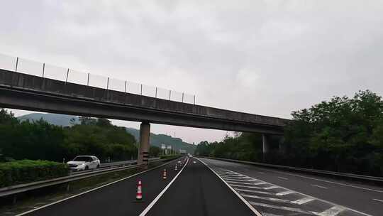 高速隧道、高速行车第一视角