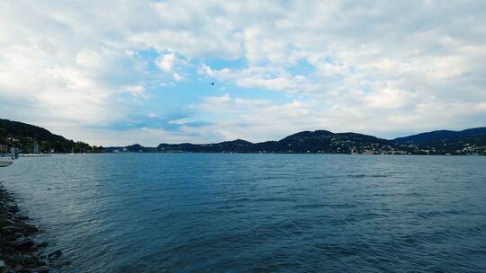 山川河流天际线景观