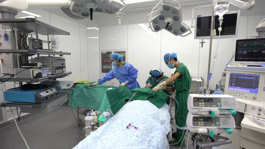 手术室 手术进行中 广角3 4k 30fps视频素材模板下载