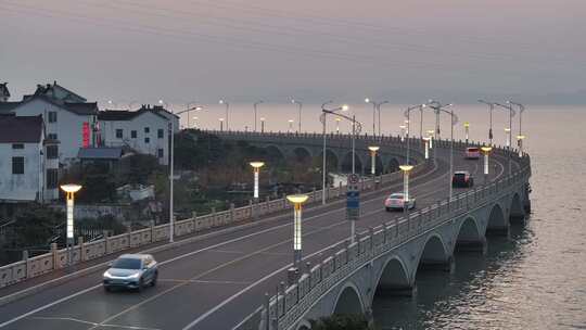 太湖东山岛岱心桥落日美景（航拍素材）