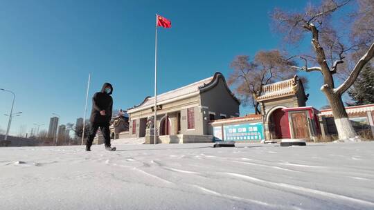 雪地行走 原始音效