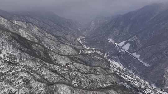 下雪 ￼ 云海 ￼户外 山峰 秦岭