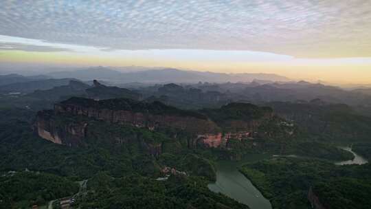 航拍韶关丹霞地貌丹霞山 阳元峰 长老峰景区