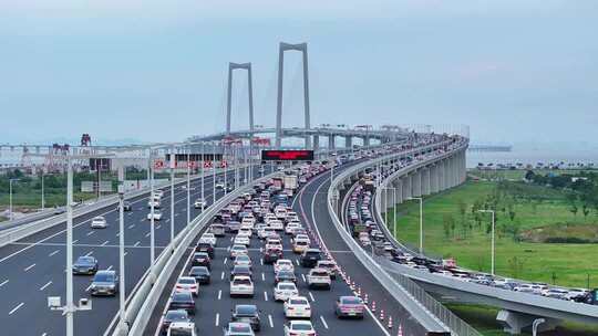 深中通道堵车航拍合集1