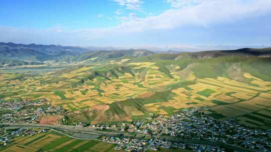 秋天田野丰收村庄大地河流航拍大景