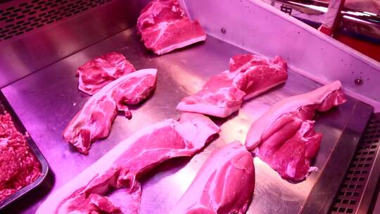 【镜头合集】猪肉市场卖肉肉贩子卖猪肉