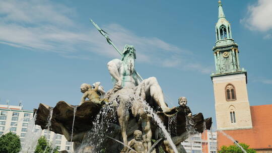 柏林市中心的喷泉视频素材模板下载