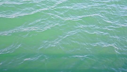 大海海水海平面波纹波浪慢镜头自然风光