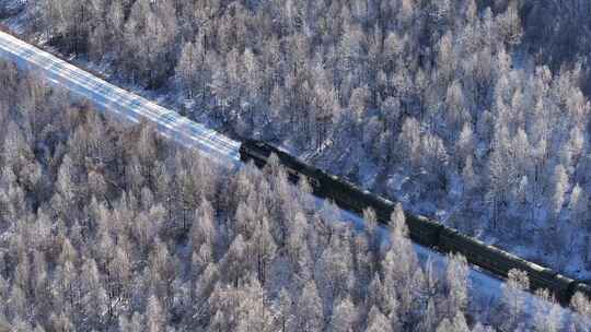 穿越大兴安岭林海雪原冻土雾凇地带的绿皮火车 (5)