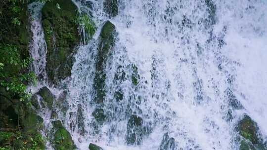 瀑布流水飞流水帘