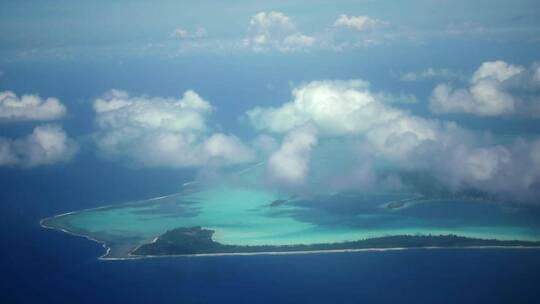 岛屿海岛海边礁石航拍