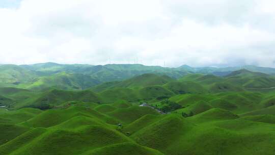 航拍高山牧场田园牧歌自然风光宣传片